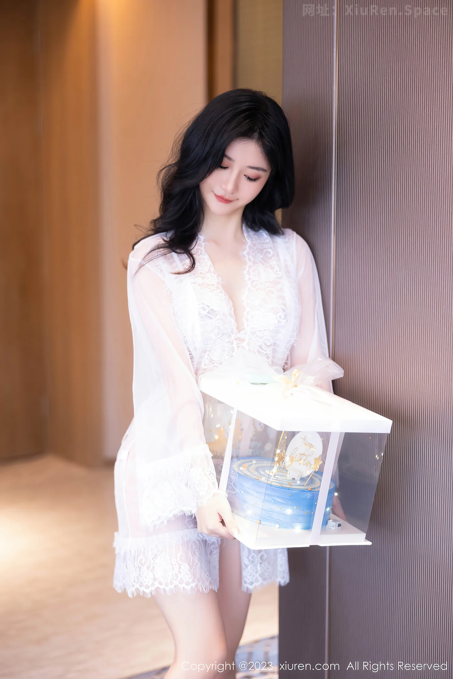 图片[2]-[XiuRen秀人网]VOL.7348 模特幼幼性感白色网纱服饰露白色蕾丝内衣秀完美身材诱惑写真80P-秀人网官方网站